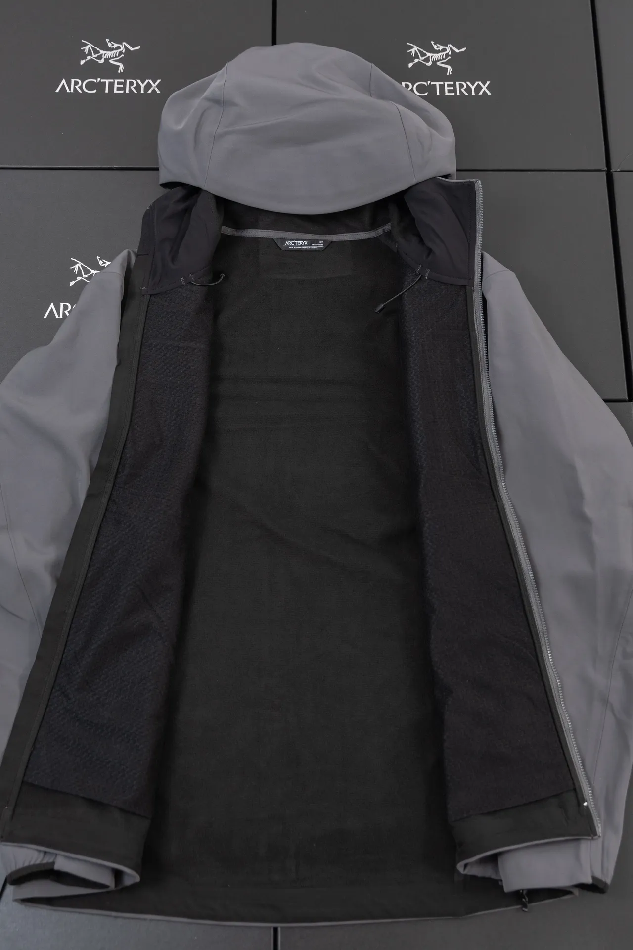 GAMMA MX ！ ！！ ARCTERYX GAMMA MX 100％ Series（essentials） gamma mx Gamma ，MX ， ， Gamma MX Top Seller， ， Series， ， ; ， ， ， ， ; ，New Arrival ， DWR ， ， ，Breathable Wind Stopper ， ， Series Gamma LT) COLOR: Black